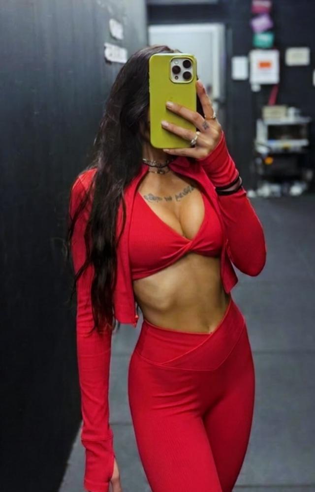 טייצים ומכנסיים